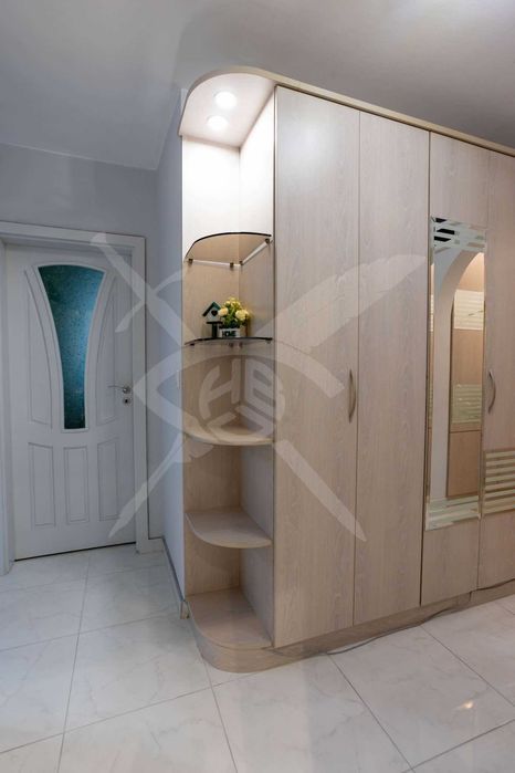 Дава се под наем Тристаен апартамент в Варна, Левски - 80 кв.м за 700 € - Снимка #6