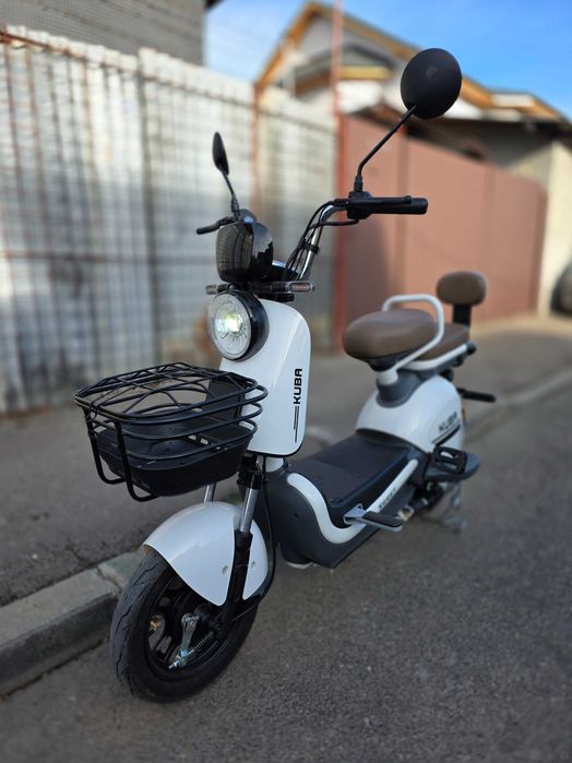 Scuter electric KUBA SWEET viteza 25 Km/oră