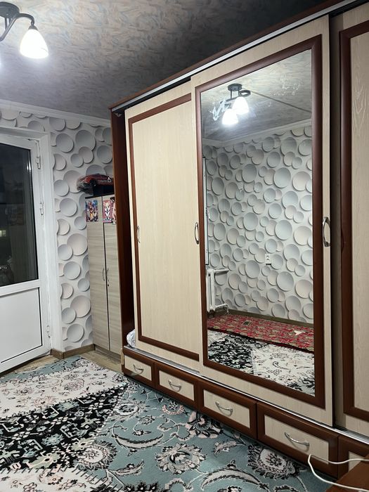 Продам квартиру в 1 мкр 46дом