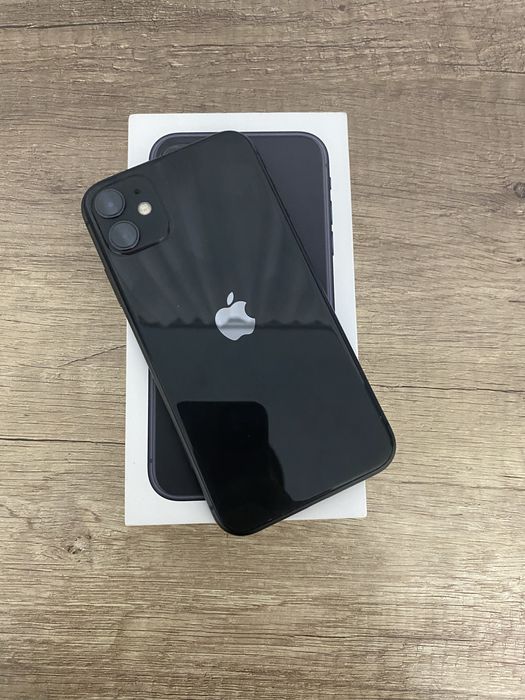 Продам айфон 11 срочна