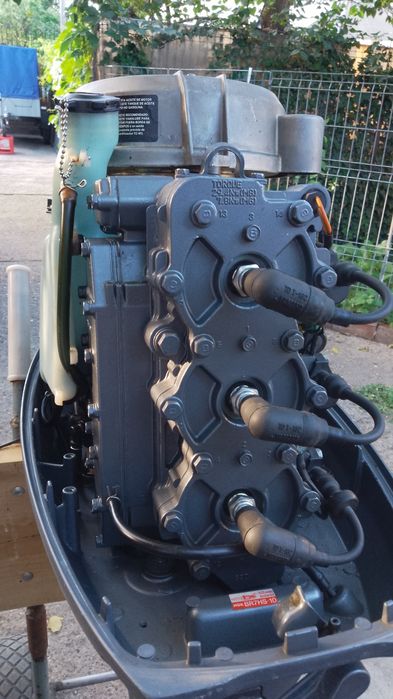 Vând motor barcă Yamaha Autolube 40 cp