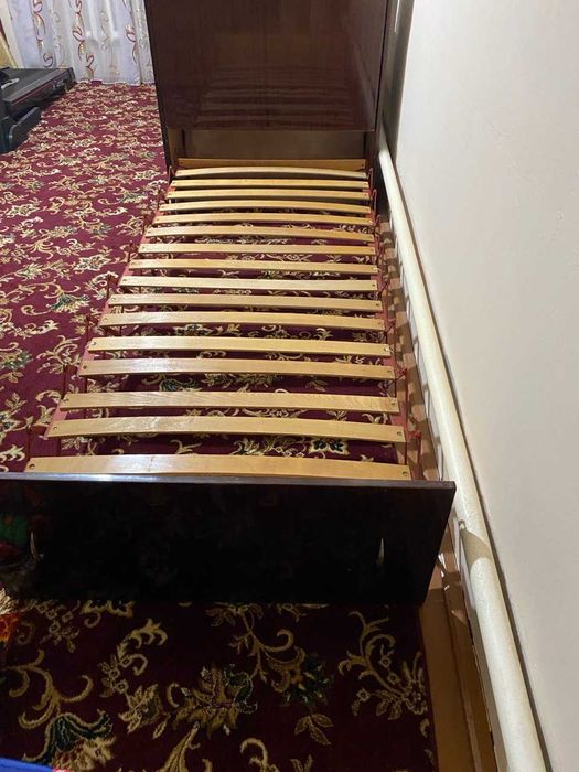 Раскладной кровать  сотилади . Холати зур