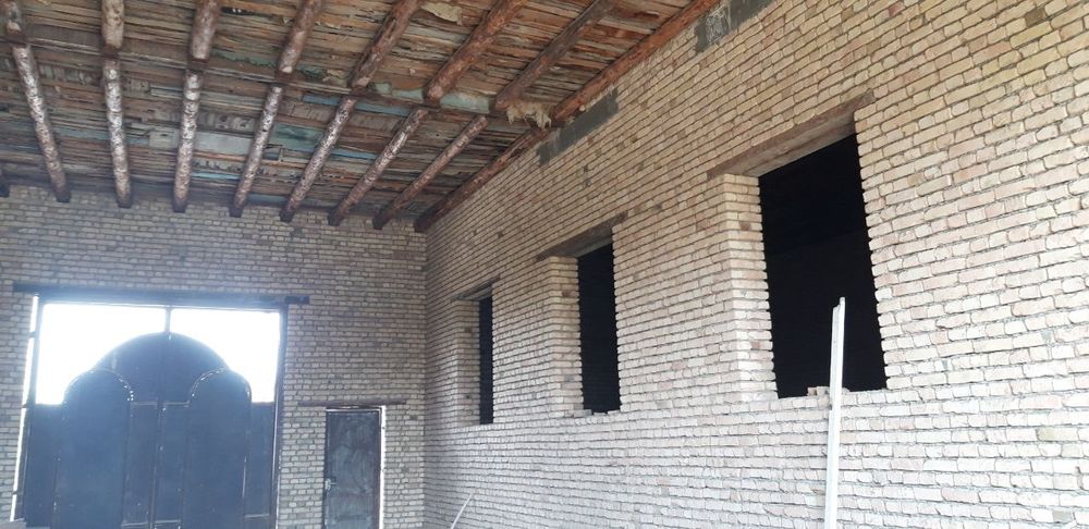 Ховли ,уй ,жой сотилади