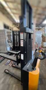 Электрический штабилер 1 тоннали 3 метрга Оптом нархда 10-30/shtabler