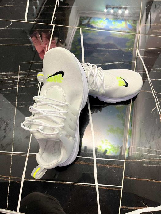 Дамски маратонки Nike