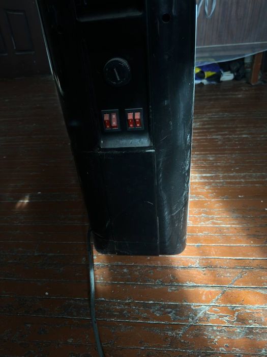 Продаю электро обогреватель