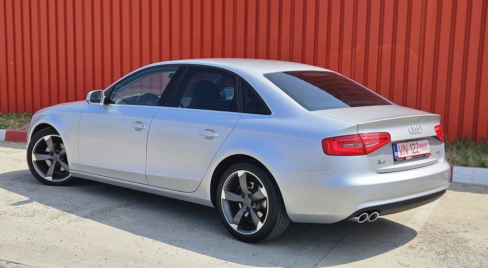 Audi A4 2.0 Tdi 150 cp 2014 Euro 6 Xenon+Led-Clima-Scaune incalzite-Jante R18