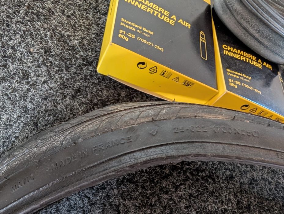 Mavic cauciucuri cursiera 25 cu camere