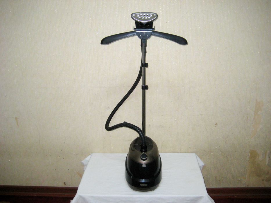 Паровой утюг вешалочной Happybon отличном рабочим состоянии!