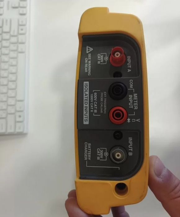 Fluke 199c осциллограф
