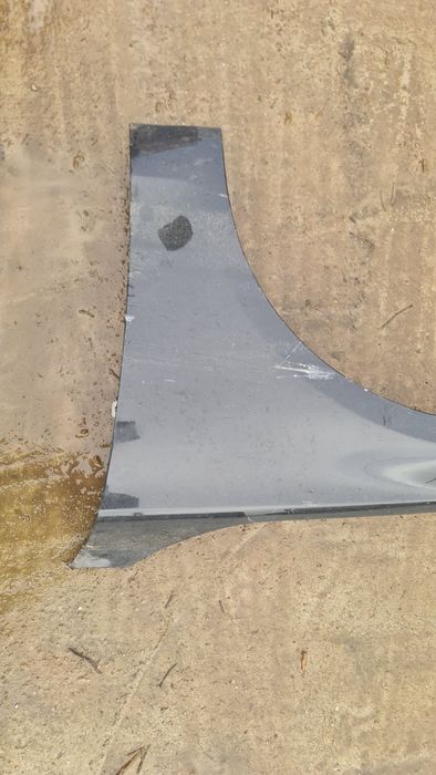 Aripa stanga fata Audi A8 4H D4