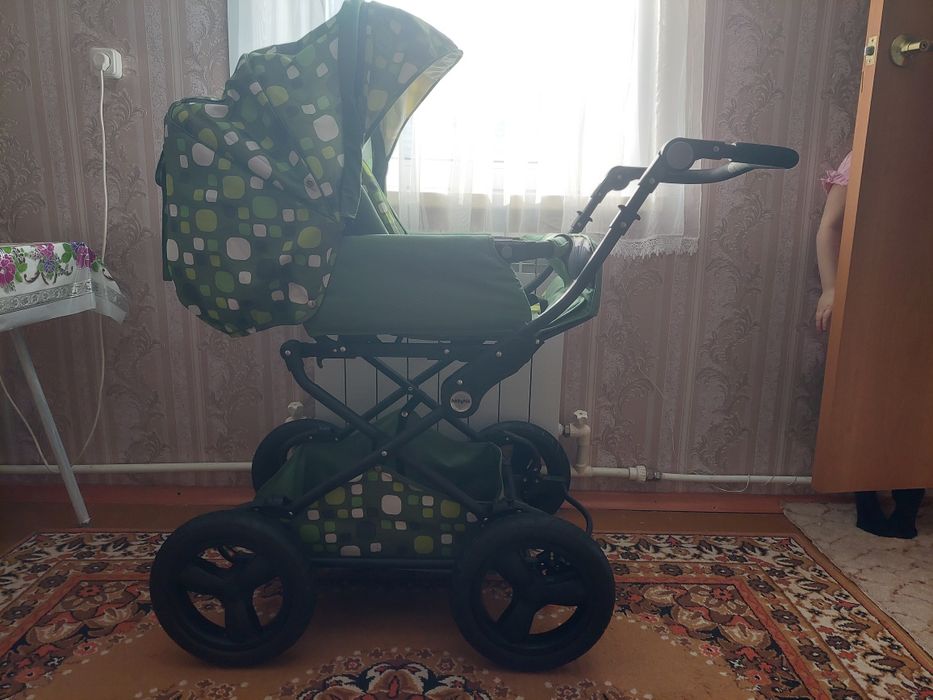 Продам коляску детскую