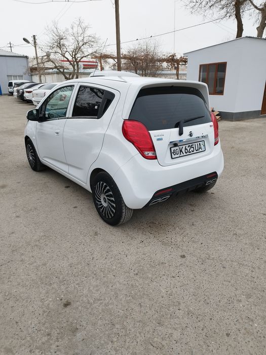 Спарк сотилади автомат