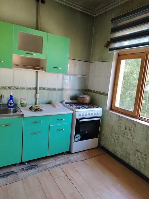 Продается  квартира qoraqamish 1/3 da 1 xona srochna!