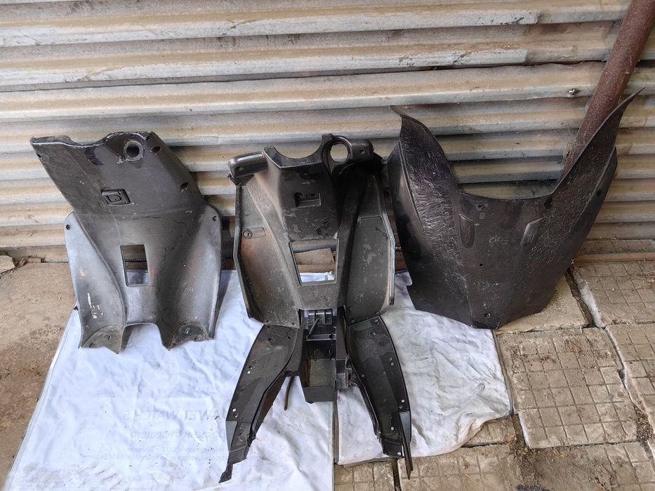 Aprilia, Piaggio - Части