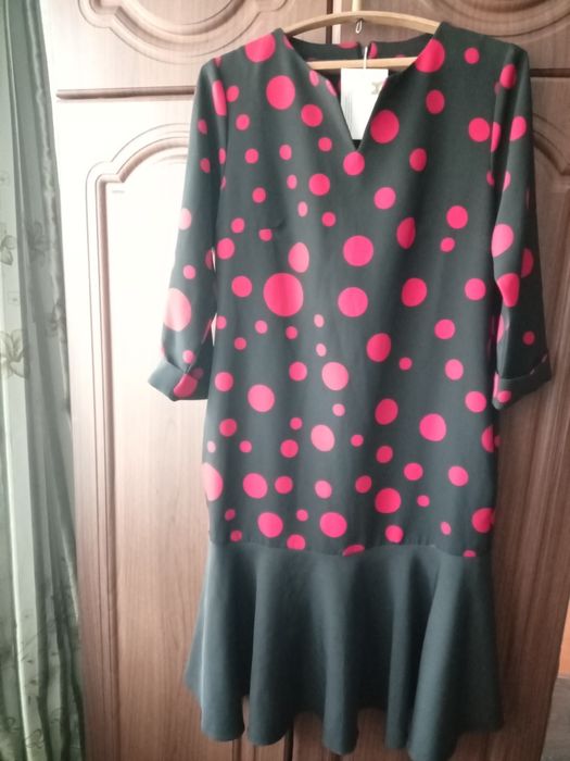 Продам не дорого Платья новое.