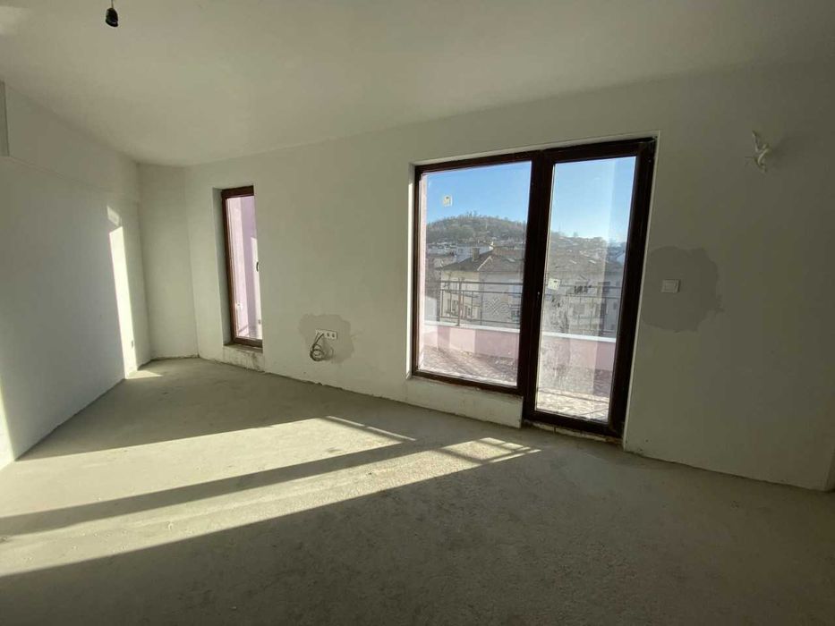 Продава се Тристаен апартамент в Пловдив, Мараша - 105 кв.м за 1372 €/кв.м - Снимка #3