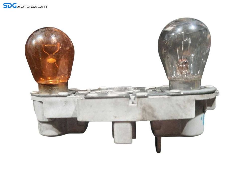 Soclu Suport Bec Becuri de la Stop Lampa Tripla Stanga de pe Aripa Ford Mondeo 4 2007 - 2014 Cod 7S71-13N004-A [N2961]