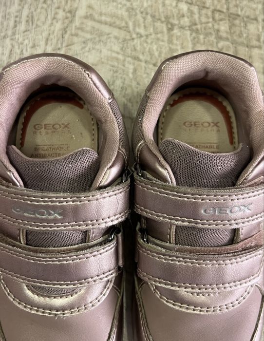 Детски обувки geox 24 номер