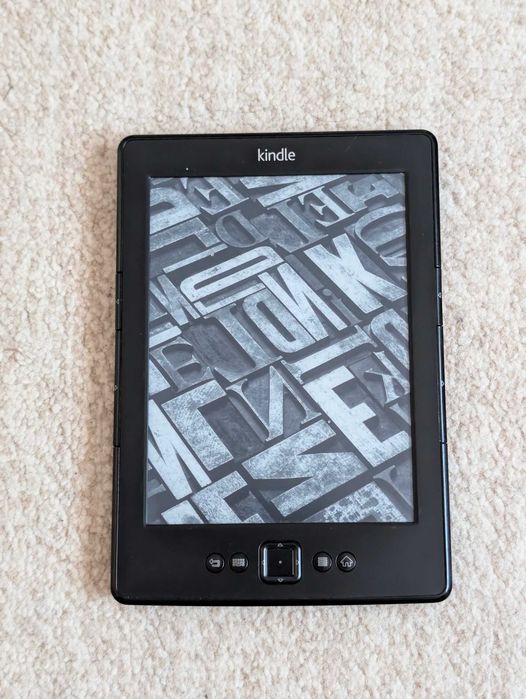 Tablete pt carti, copii, scoala, Kindle 4