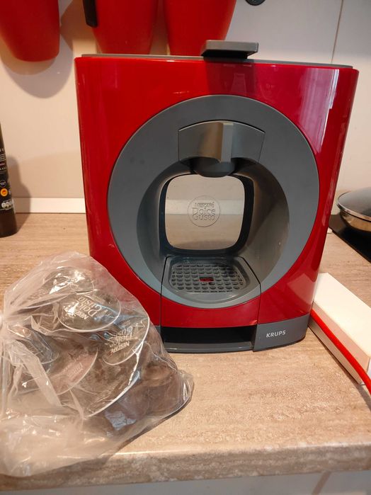 Vând Espressor Krups Nescafe Dolce Gusto Oblo KP1105