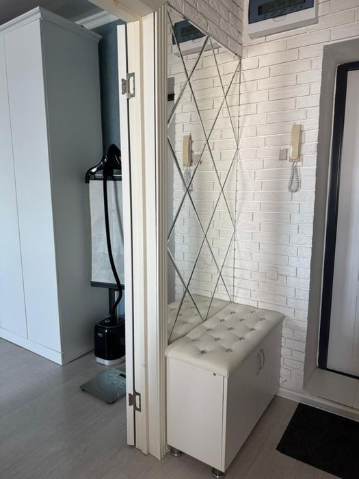 1-комнатная с мебелью