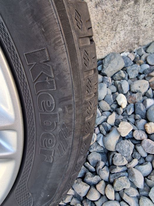 Jenti de aluminiu cu anvelope opel corsa d
