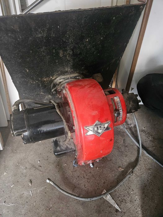 Горелка за котел на нафта с мотор THRIGE Odense – 3ф, 0.25 kW