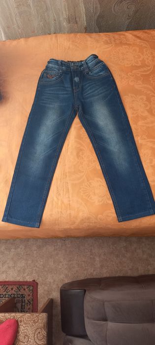 Срочно продам джинсы