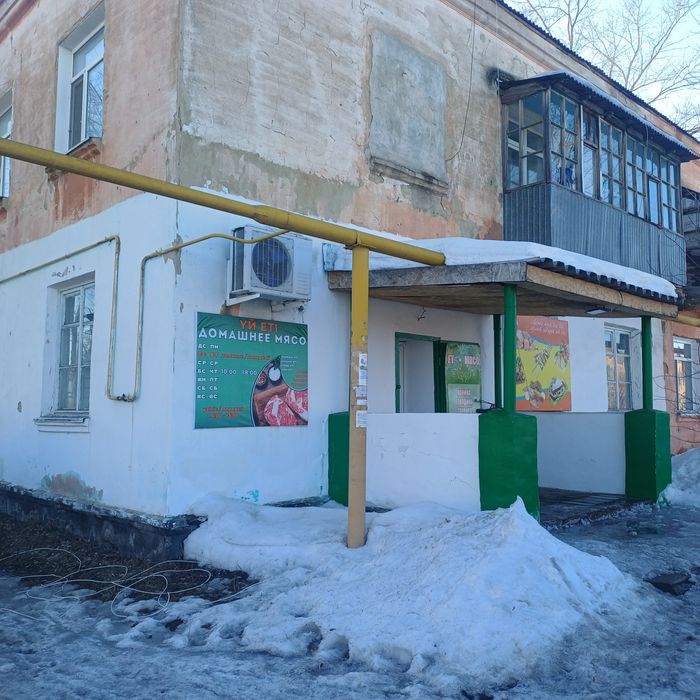 Продам  магазин посёлок Тобол.