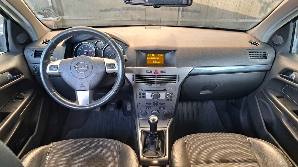 Opel astra h 1.6 benzina