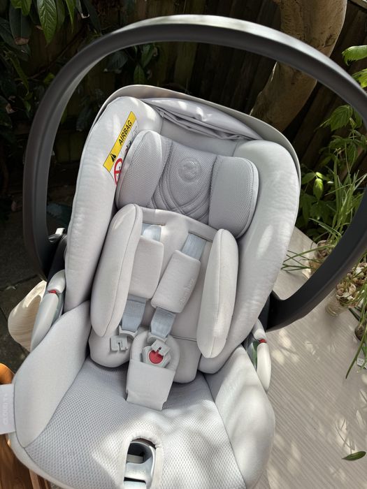 Cărucior 3 în 1 Mamas & Papas Flip XT3 + scoică Cybex Cloud T i-Size