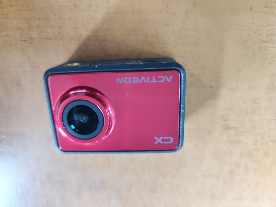 Camera video sport ActiveON CX full HD 1080 la 30 fps, ecran LCD, WiFi, SD card de 16gb
Produs NOU
