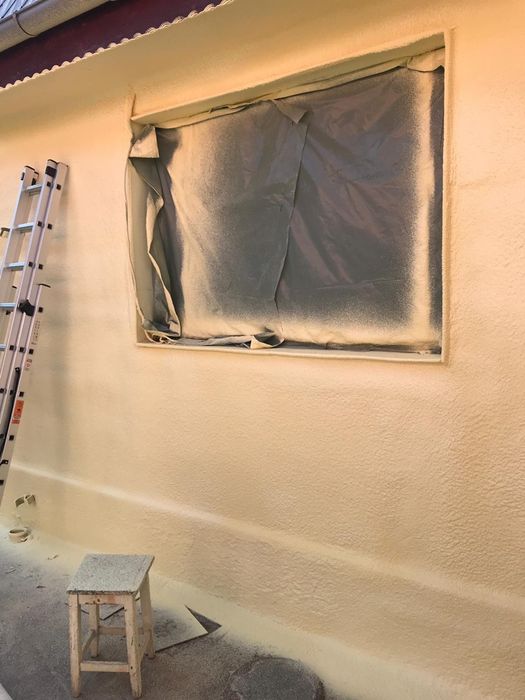 Izolatie spuma poliuretanica/Prețuri Fără Concurenta