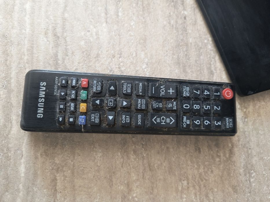 Vand televizor Samsung 55 cm