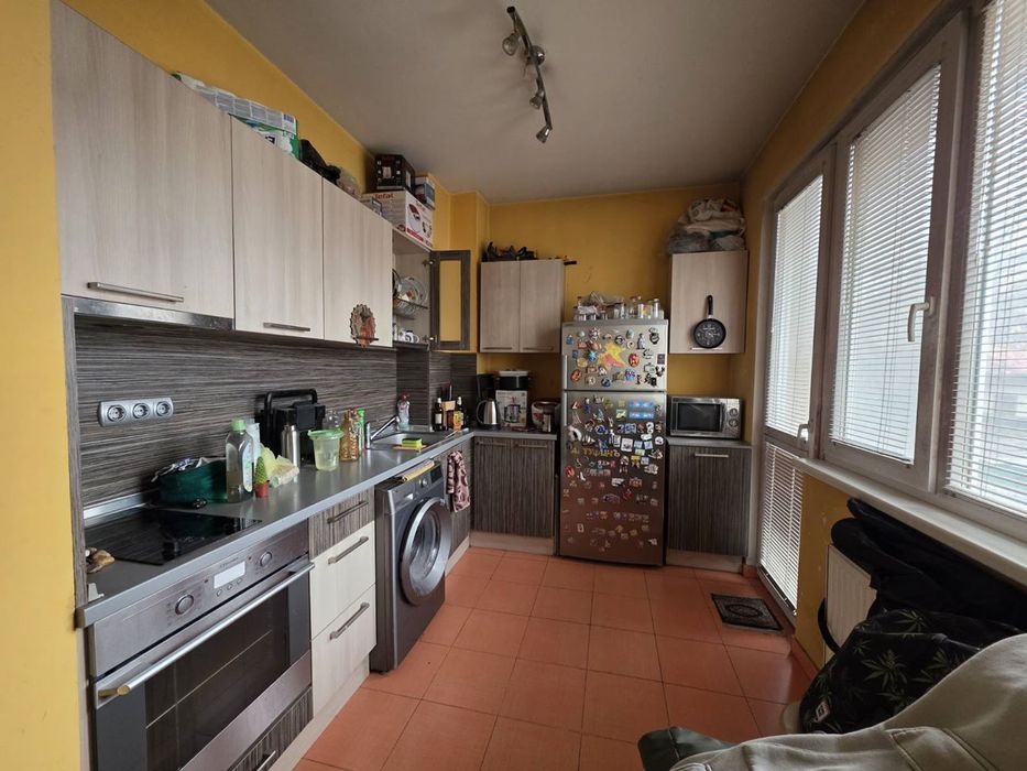 Продава се Тристаен апартамент в София, Оборище - 80 кв.м за 2040 €/кв.м - Снимка #2