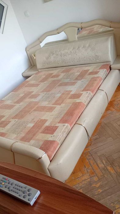 Подарявам,спалня с размери,260/200, намира се в гр.Пловдив