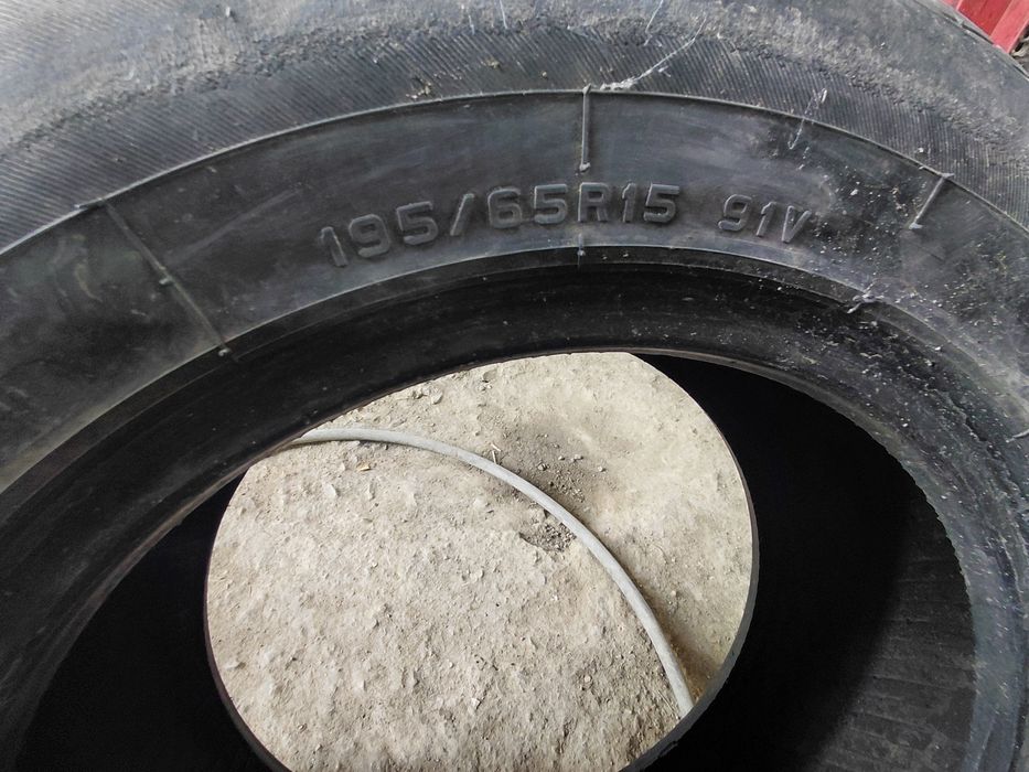 Продам шины   185/65 R15 1 шт