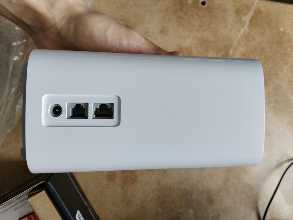 Продам роутер теле2