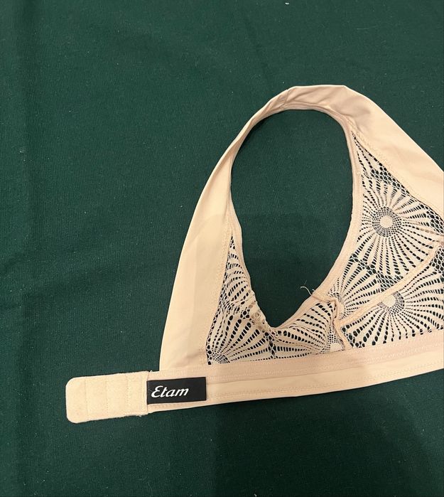 Bustiera reglabila, dantelata , bej, de la Etam