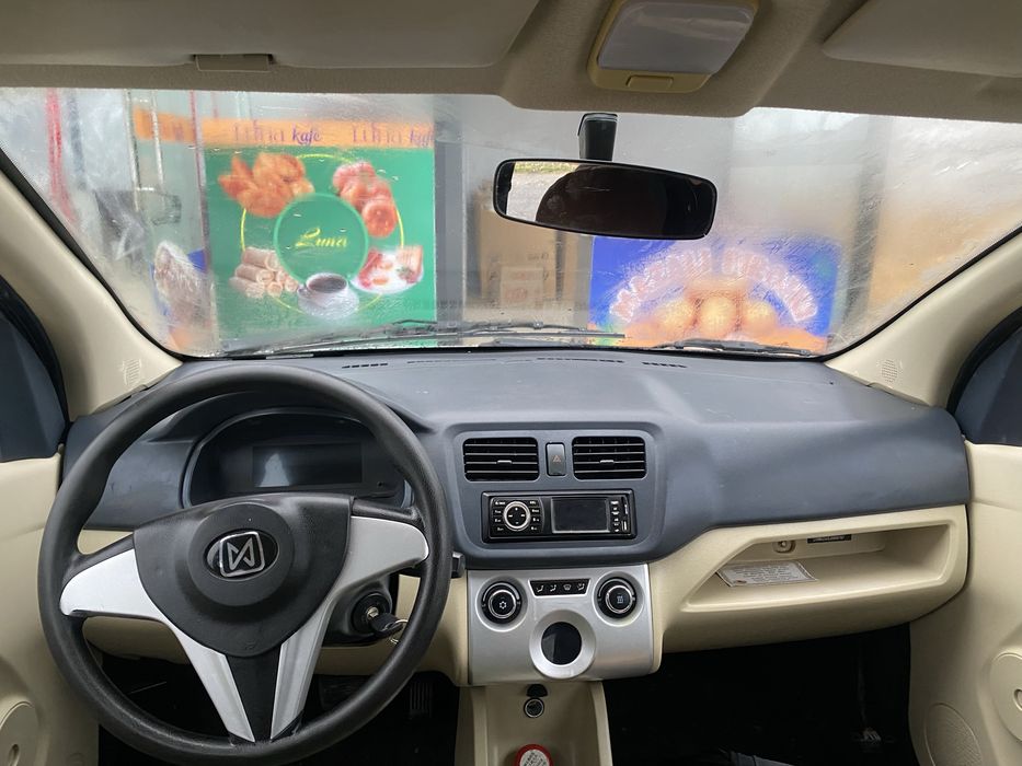 E100 elektromobil sotiladi