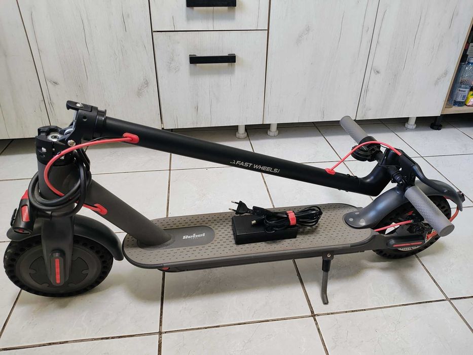 Trotineta Electrica FAST WHEELS PRO 250W