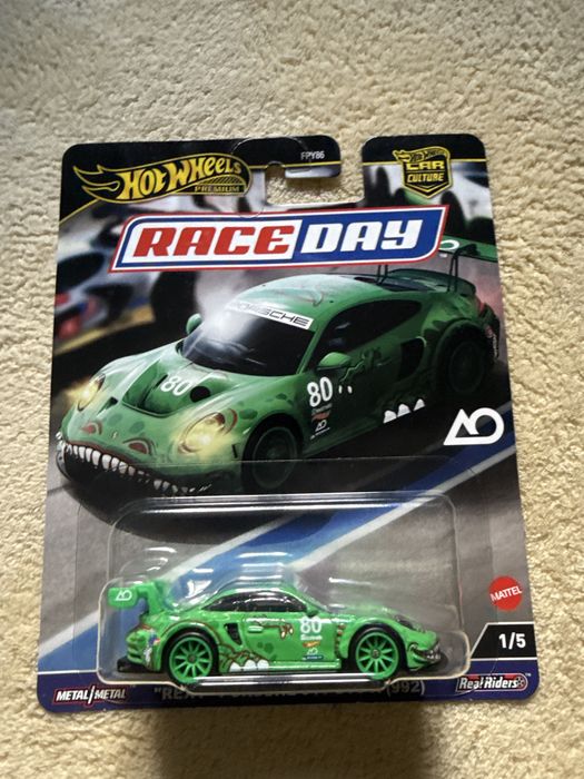 Hot wheels “REXY” PORSCHE 911 gt3 R (992)