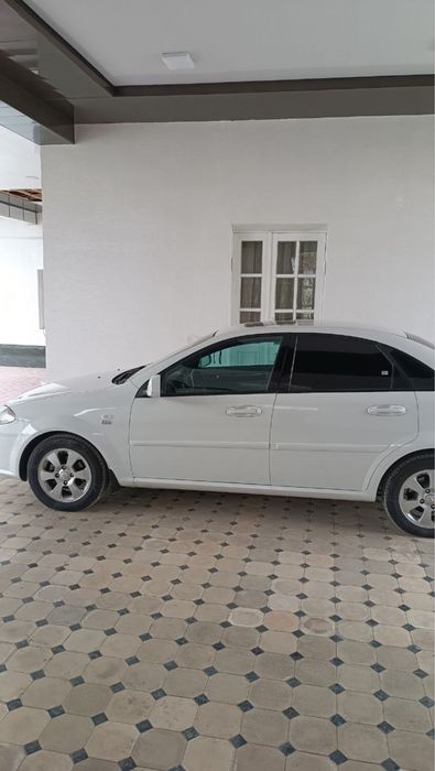 Chevrolet Jentra