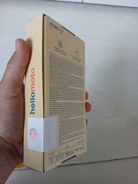 Продавам слушалки и адаптори !