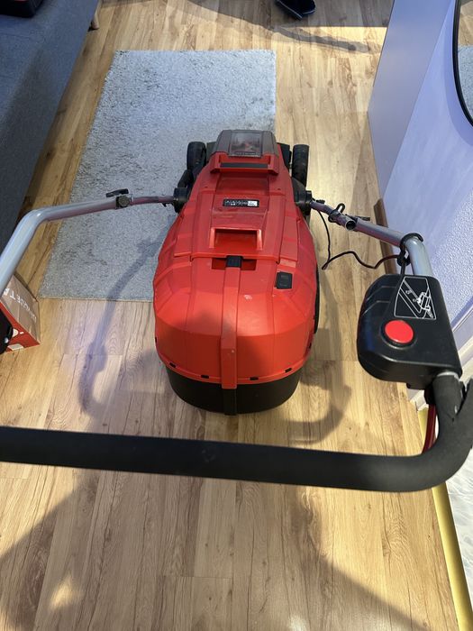 Masina de tuns iarba brushless pe acumulatori Einhell