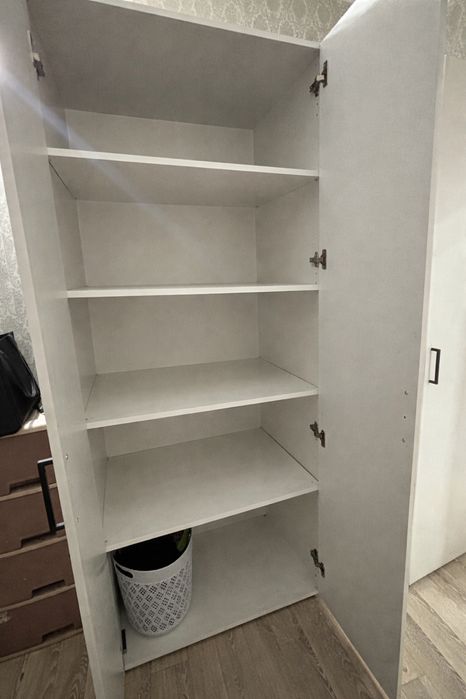 Шкаф для одеждыы