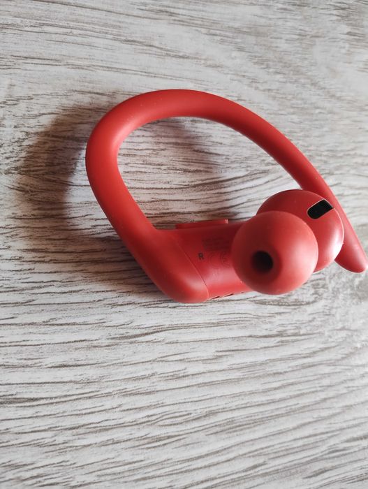 Beats PowerBeats Pro безжични слушалки