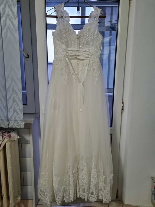 Rochie mireasa pantofi