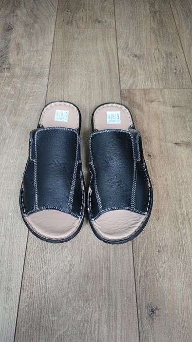 Saboți noi din piele naturala, 39